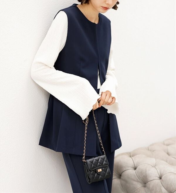 GeeRA（ジーラ）の「【入卒式/セレモニー】ペプラムベストセットアップスーツ（パンツスーツ）」｜詳細画像