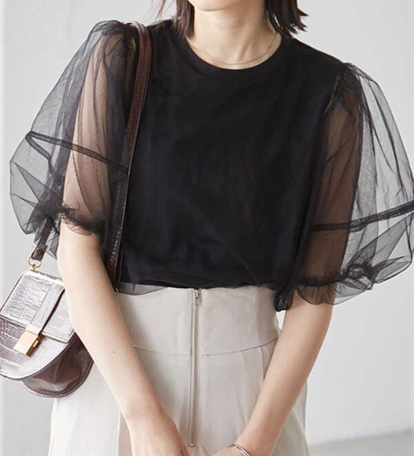 RANAN（ラナン）の「【ひんやり】チュールレイヤードパフスリーブTシャツ（カットソー）」｜ブラック