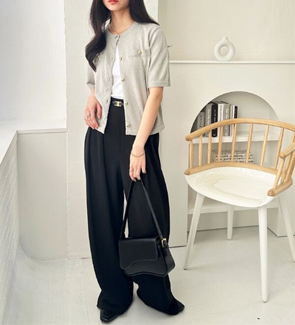 GeeRA（ジーラ）の「ゴールドボタンニットカーデ（ニットカーディガン）」｜詳細画像