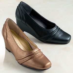 BELLUNA（ベルーナ）の「山羊革エレガントダブルラインパンプス（パンプス）」｜詳細画像