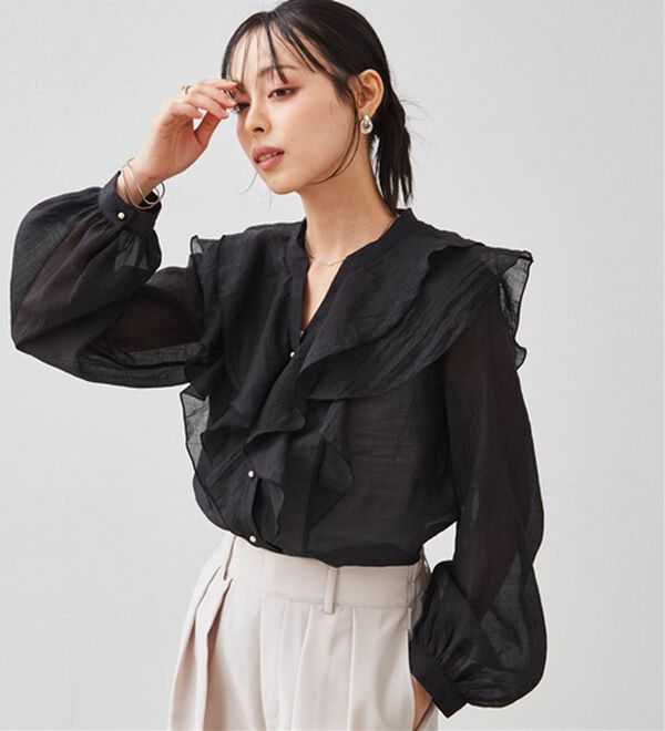 RANAN（ラナン）の「ラッフルフリルシアーキーネックブラウス（ブラウス）」｜詳細画像