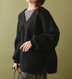 Viola e Viola（ヴィオラ エ ヴィオラ）の「あったか裏起毛Ｖネックチュニック（チュニック）」｜ブラック