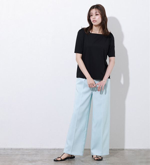 Pierrot（ピエロ）の「接触冷感スクエアネックパフスリーブＴシャツ（カットソー）」｜詳細画像