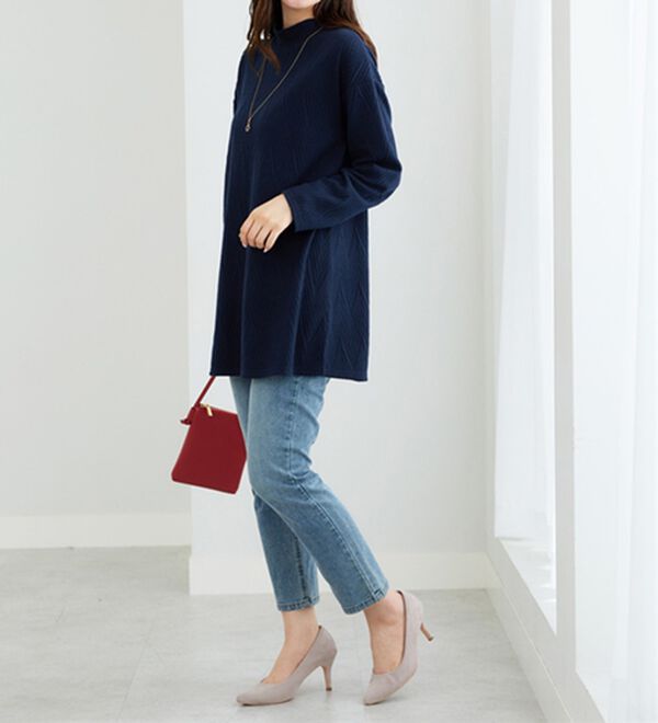 BELLUNA（ベルーナ）の「ふんわりジャカード素材ハイネックチュニック（チュニック）」｜詳細画像