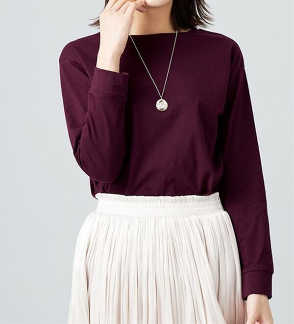 BELLUNA（ベルーナ）の「綿１００％大人顔サマ見え裾タックデザインプルオーバー（カットソー）」｜詳細画像