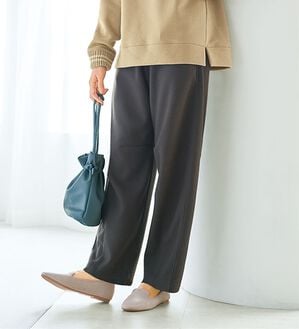 BELLUNA（ベルーナ）の「圧縮ニット素材コクーンワイドパンツ（ワイドパンツ・ガウチョ）」｜ブラウン