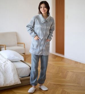 LAVIENNE（ラヴィエンヌ）の「ソフトでかるぽかフリースパジャマ（パジャマ・ルームウェア）」｜グレーノルディック