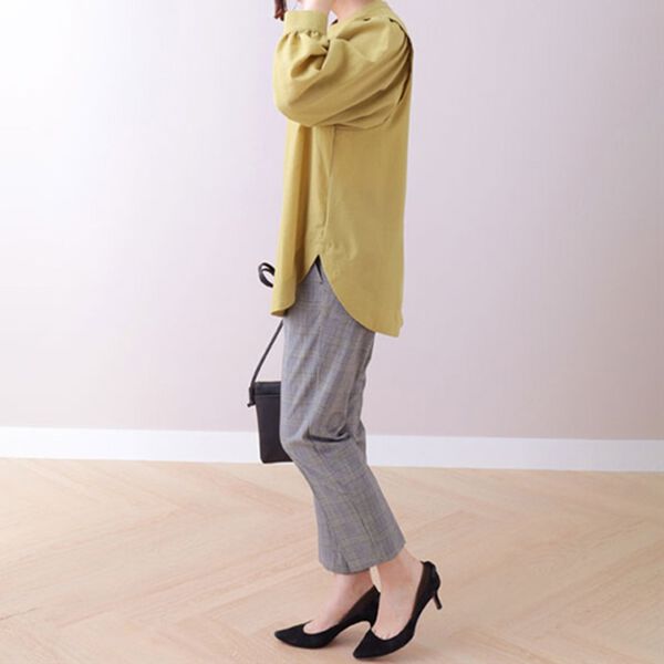 BELLUNA（ベルーナ）の「ビンテージ素材肩タックデザインブラウス（ブラウス）」｜詳細画像