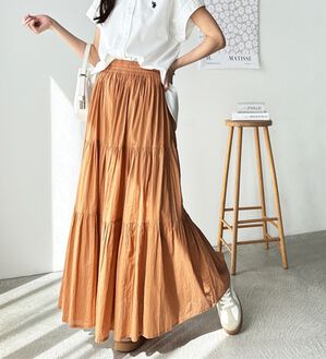 GeeRA（ジーラ）の「コットンボイルワッシャーティアードスカート（ロングスカート）」｜キャメル