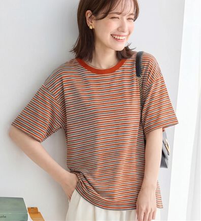 Viola e Viola（ヴィオラ エ ヴィオラ）の「ほんのり透け感綿混セミシアートップス（カットソー）」