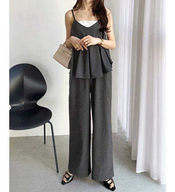 GeeRA（ジーラ）の「セットアップ風プリーツビスチェキャミサロペ（オールインワン）」｜詳細画像