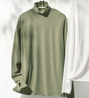 BELLUNA（ベルーナ）の「着るだけＵＶ対策シアーインナー（カットソー）」｜オリーブ
