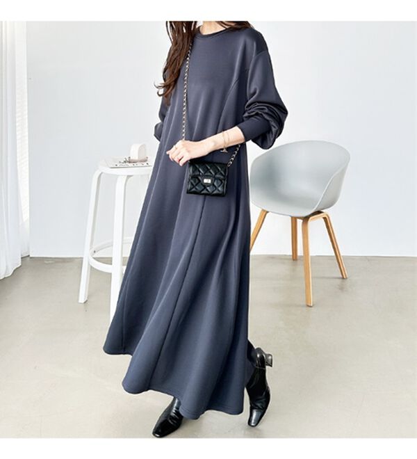 GeeRA（ジーラ）の「【再入荷】1枚で決まる！ハーフジップフレアワンピース（カットソーワンピース）」｜詳細画像