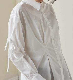 RANAN（ラナン）の「ウエストタック袖リボンシャツ（シャツ）」｜ホワイト