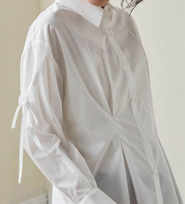 RANAN（ラナン）の「ウエストタック袖リボンシャツ（シャツ）」｜ホワイト