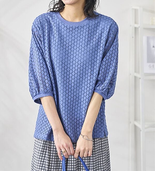 BELLUNA（ベルーナ）の「ストレッチレース使い美人顔プルオーバー（カットソー）」｜詳細画像