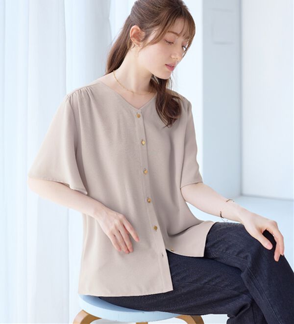 alotta（アロッタ）の「【接触冷感】ひんやり前後２ＷＡＹフレアー袖ブラウス（ブラウス）」｜詳細画像