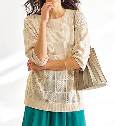 BELLUNA（ベルーナ）の「スクエア柄透かし編ニットプルオーバー（ニット・セーター）」