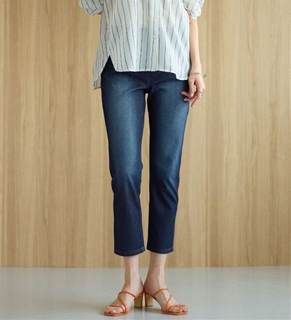 BELLUNA（ベルーナ）の「【再入荷】美ストレッチ素材アンクル丈レギンスパンツ（クロップドパンツ）」｜詳細画像