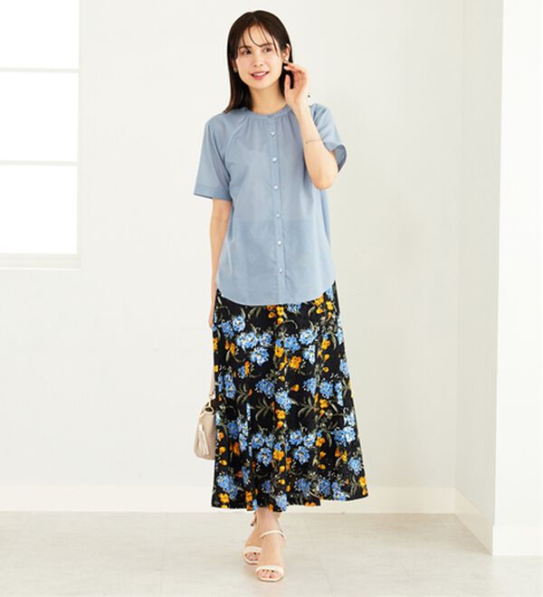 BELLUNA（ベルーナ）の「ギャザー使いバンドカラーブラウス（ブラウス）」｜詳細画像