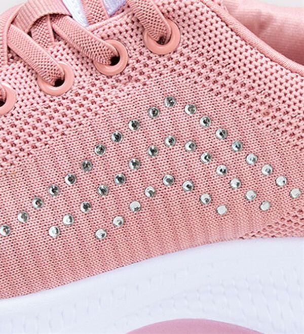 BELLUNA（ベルーナ）の「手を使わずに履けるニットスニーカー（スニーカー）」｜詳細画像