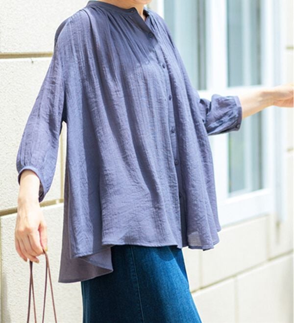 BELLUNA（ベルーナ）の「スラブ素材ギャザーデザインブラウス（ブラウス）」｜ブルーグレー