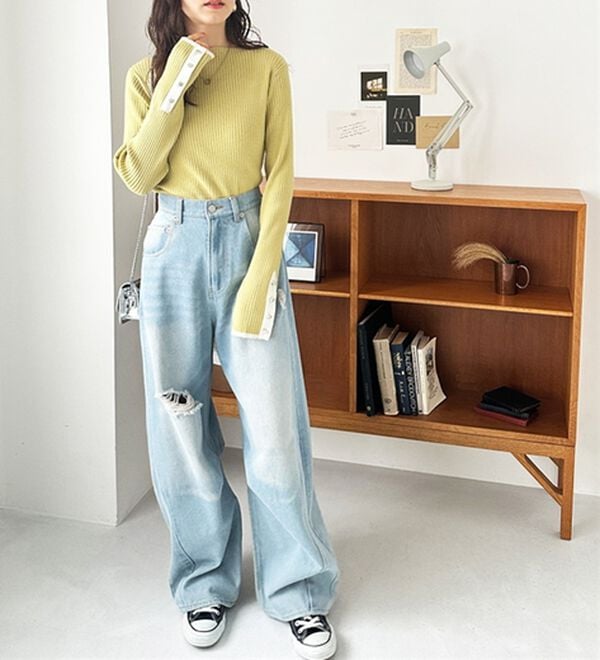 GeeRA（ジーラ）の「袖口ボタン配色ボートネックリブニット（ニット・セーター）」｜詳細画像