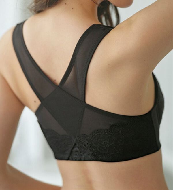 LAVIENNE（ラヴィエンヌ）の「【手軽に猫背ケア】スキッと美姿勢ブラ・ショーツ(別売)（ブラジャー）」｜詳細画像