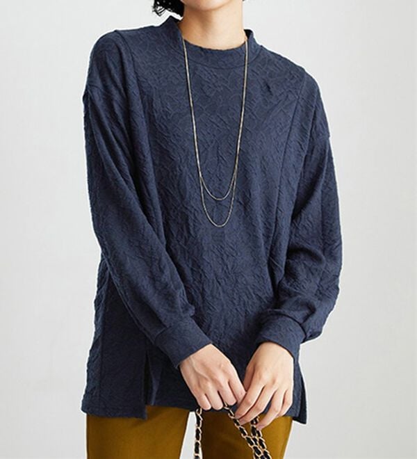 BELLUNA（ベルーナ）の「花柄ふくれジャカード切替プルオーバー（カットソー）」｜詳細画像