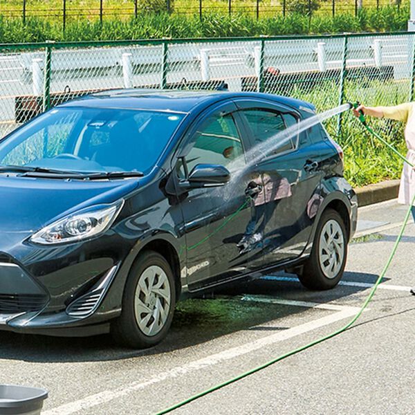 「どこでも使える！バケツ付きコードレス洗浄機（その他日用品・趣味雑貨）」｜詳細画像