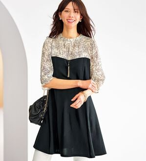 BELLUNA（ベルーナ）の「バックリボン使いプリント切替チュニック（その他ワンピース）」｜詳細画像