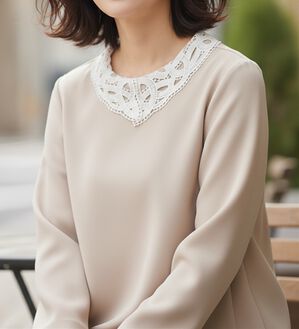 BELLUNA（ベルーナ）の「＜Ｃ／Ｓ＞レース衿付ダブルクロスブラウス（ブラウス）」｜詳細画像