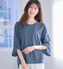 alotta（アロッタ）の「着痩せが叶う！チューリップ袖ブラウスＴシャツ（ブラウス）」