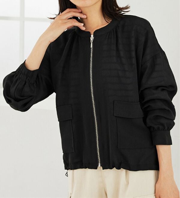 BELLUNA（ベルーナ）の「とろみ素材ポケットデザインブルゾン（ブルゾン）」｜詳細画像