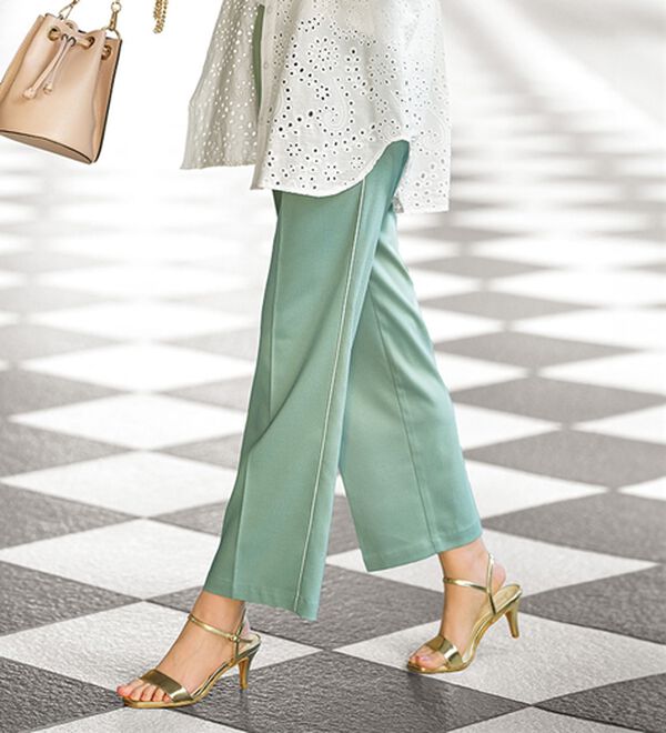 BELLUNA（ベルーナ）の「とろみ素材パイピング使いラインパンツ（ワイドパンツ・ガウチョ）」｜セージ系