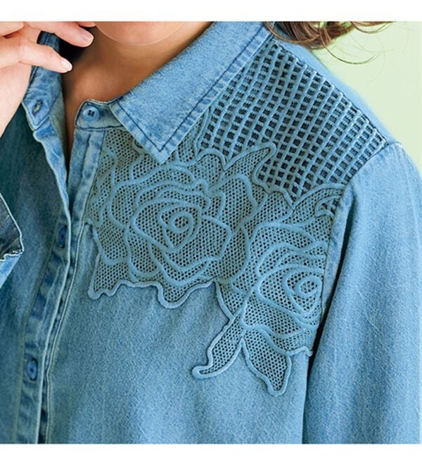 BELLUNA（ベルーナ）の「花柄レース切替デニム素材ブラウス（チュニック）」｜詳細画像