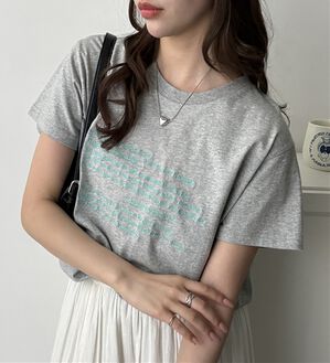 GeeRA（ジーラ）の「綿100％刺繍ロゴＴシャツ（Tシャツ）」｜杢グレー