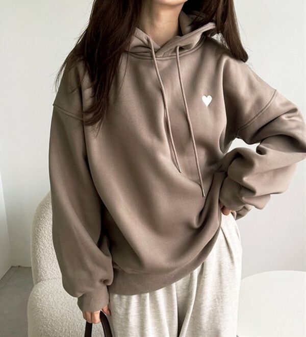GeeRA（ジーラ）の「ハート刺繍裏起毛スウェットパーカー（パーカー）」｜詳細画像