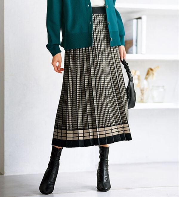 BELLUNA（ベルーナ）の「ジャカードニットプリーツスカート（ロングスカート）」｜千鳥柄
