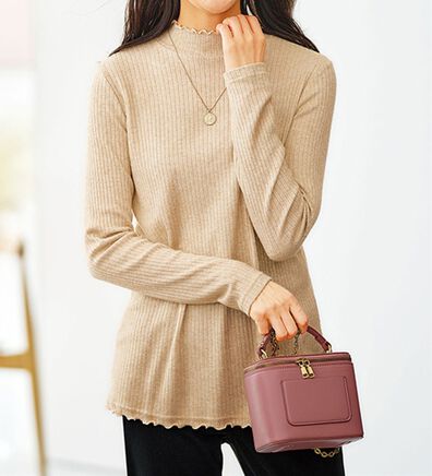 BELLUNA（ベルーナ）の「ラメ入りメローデザインプルオーバー（カットソー）」