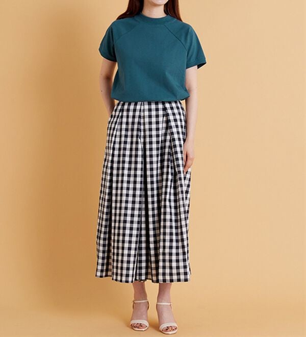 BELLUNA（ベルーナ）の「華奢見せ！しっかり素材コットン１００％Ｔシャツ（カットソー）」｜詳細画像