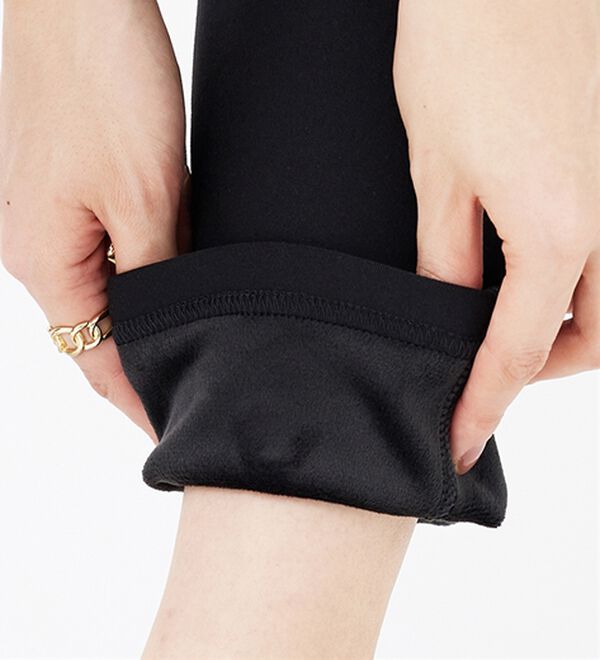 BELLUNA（ベルーナ）の「裏ベロアストレッチ素材レギンスパンツ（フルレングスパンツ）」｜詳細画像