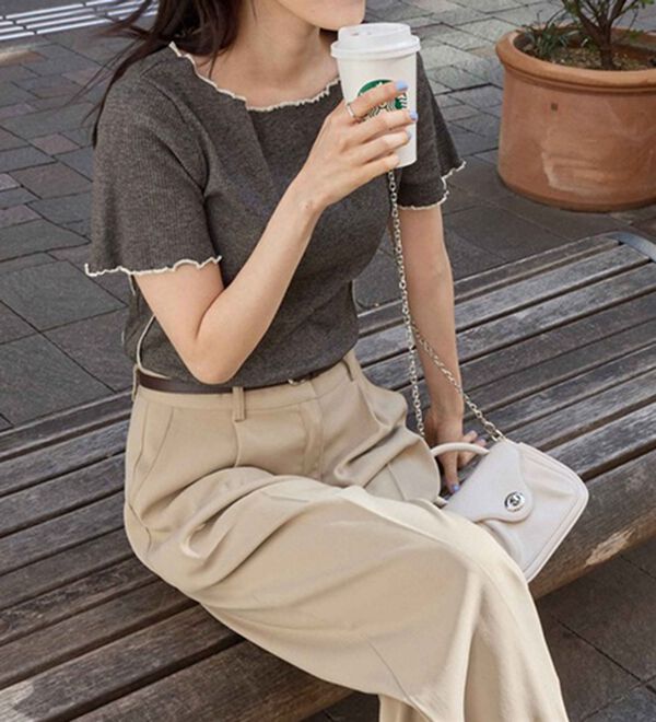 CHAN ME（チャンミ）の「配色ボートネックメロートップス（Tシャツ）」｜詳細画像