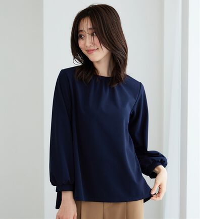 BELLUNA（ベルーナ）の「【再入荷】ボリューム袖美人顔バックフレアーＴブラウス（ブラウス）」