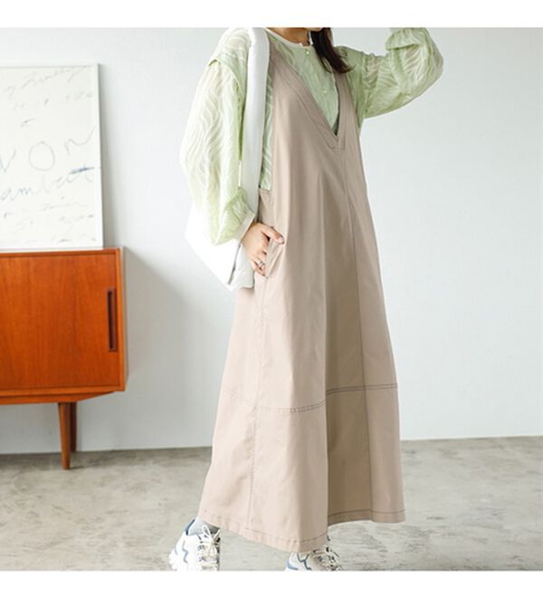 GeeRA（ジーラ）の「Ｖネックデザインジャンパースカート（ジャンパースカート）」｜詳細画像