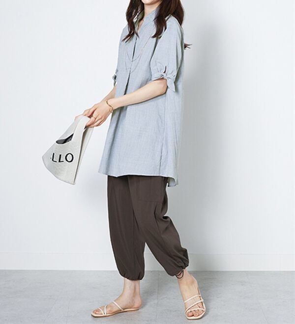 BELLUNA（ベルーナ）の「【接触冷感】麻調素材袖リボン使いシャツチュニック（チュニック）」｜詳細画像