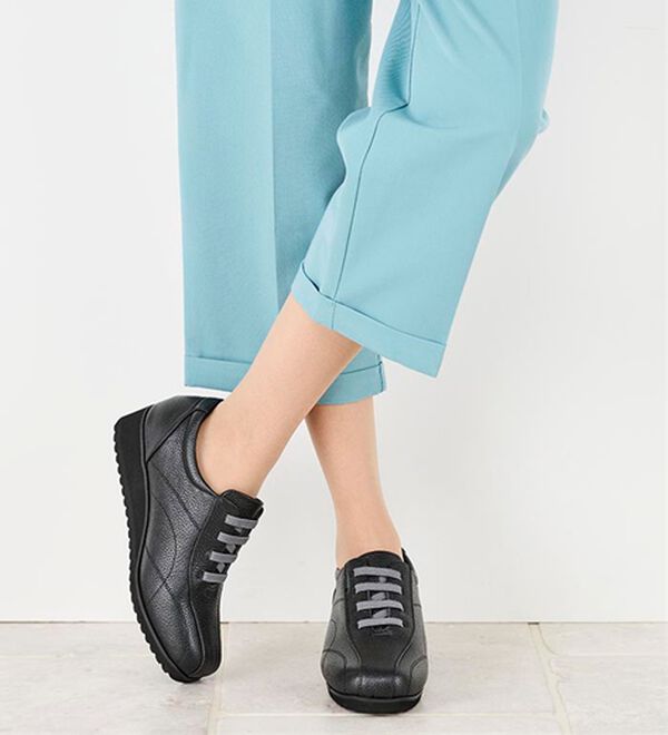 ルフラン（ルフラン）の「ラックウォーク　のび～る甲ゴムウォーキング（スニーカー）」｜詳細画像