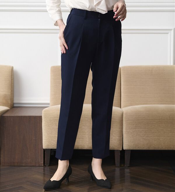 BELLUNA（ベルーナ）の「＜Ｃ／Ｓ＞センタータックテーパードパンツ（テーパードパンツ）」｜詳細画像