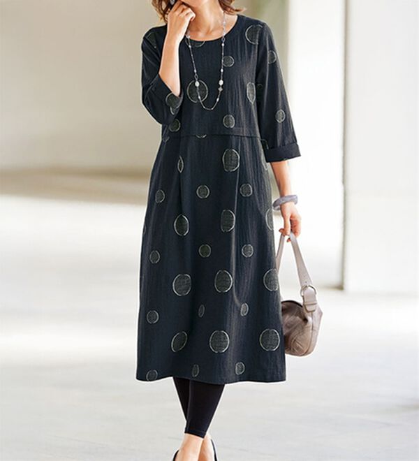 BELLUNA（ベルーナ）の「【２枚組】綿１００％素材切替デザインドットワンピース（チュニック）」｜詳細画像