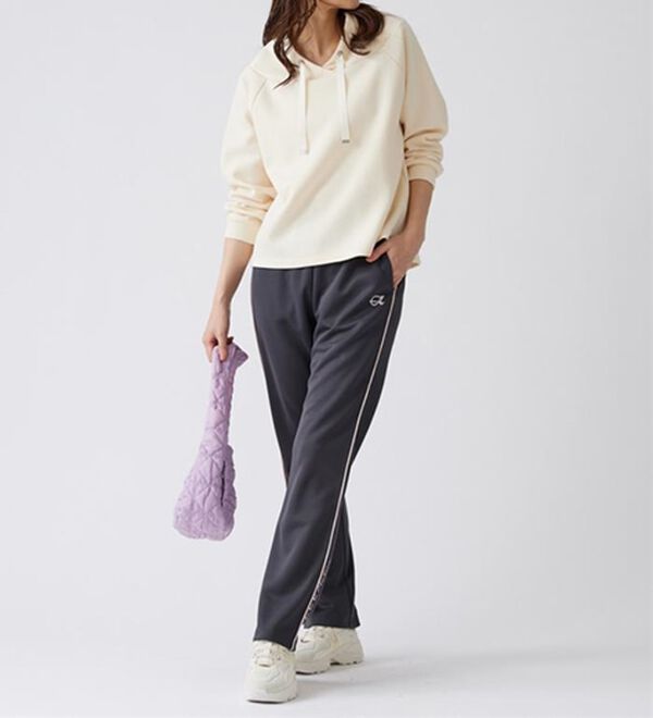 BELLUNA（ベルーナ）の「＜ＥＬＬＥ　Ａｃｔｉｖｅ＞配色ラインジャージパンツ（その他パンツ）」｜詳細画像